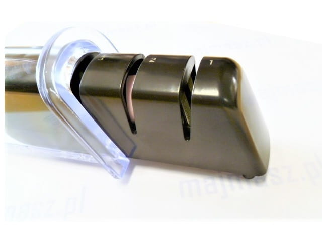 ap-0308_1_640x.jpg